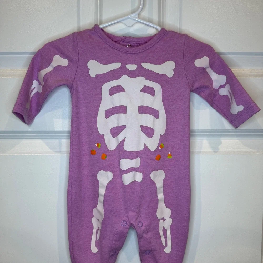 Carter's‎ Baby Girls Purple Skeleton Halloween Footed Pajamas Sleepsuit 3 Months